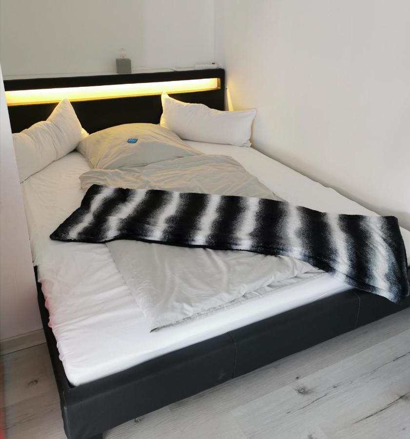 Arthouse Apartment 2 Bad Vilbel Bagian luar foto